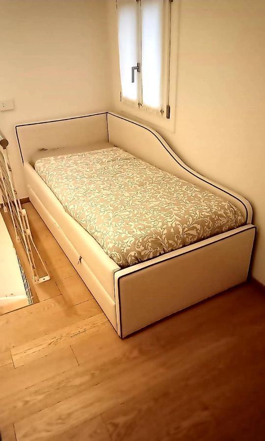 Home Venice Apartments - Rialto 4 מראה חיצוני תמונה